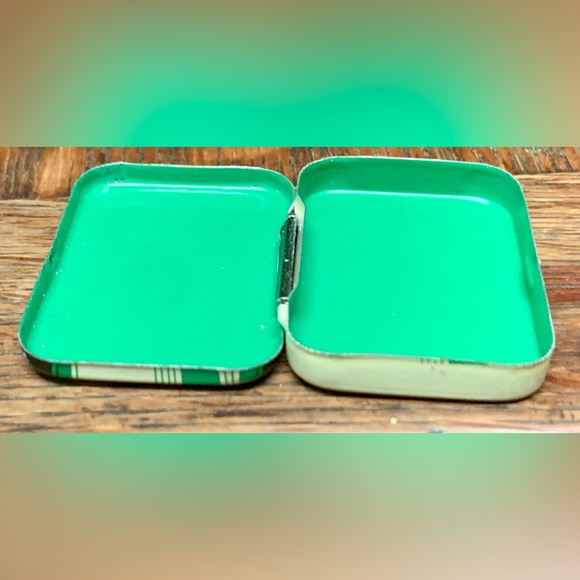 Mid Century Vintage TEE TONE Pure Aspirin Hinge Lidded Medicine Tin - Picture 16 of 16